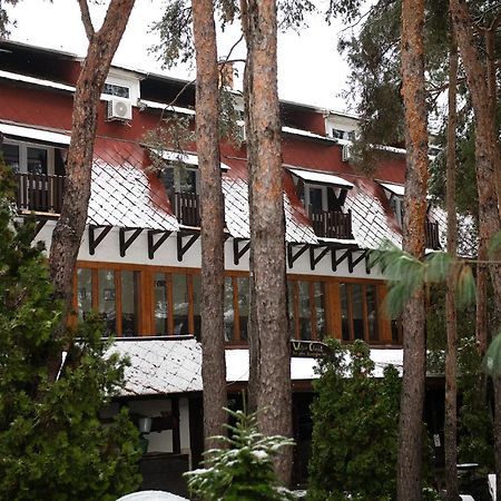 Hotel Barbizon Nyiregyhaza Ngoại thất bức ảnh