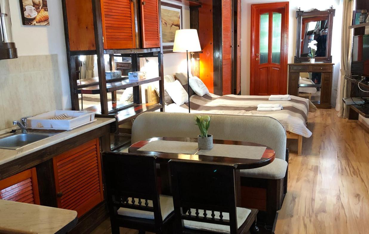 Hotel Barbizon Nyiregyhaza Ngoại thất bức ảnh