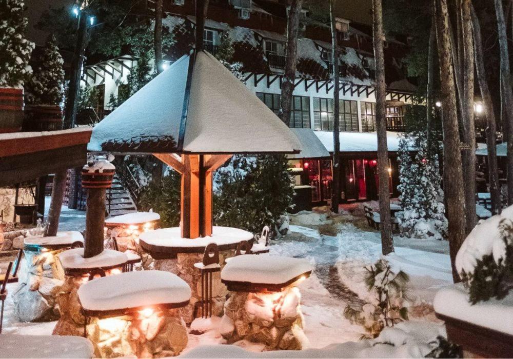 Hotel Barbizon Nyiregyhaza Ngoại thất bức ảnh