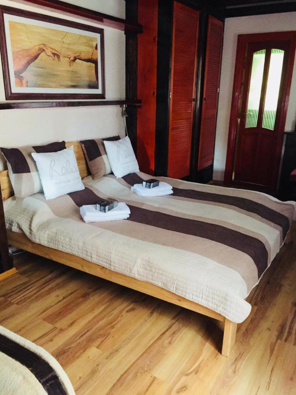Hotel Barbizon Nyiregyhaza Ngoại thất bức ảnh